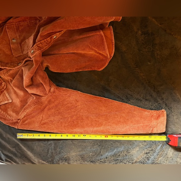 Urban Outfitters Men's Shacket Corduroy Shirt Orange Sz M Cabincore Camping Wear - Picture 7 of 8